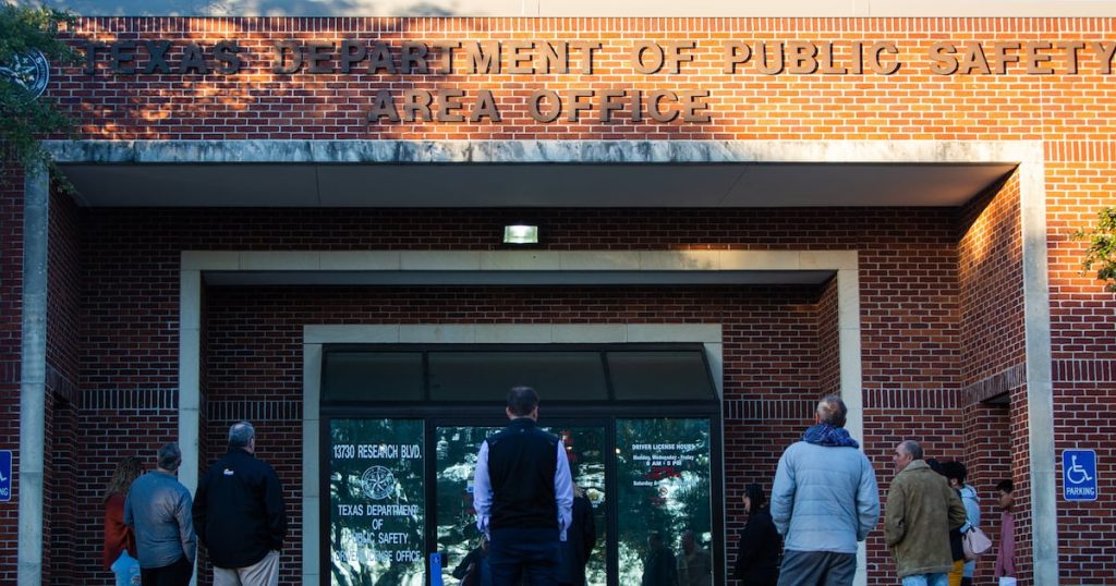 unknown-number-of-texas-voter-registrations-went-unprocessed-due-to-dps-error