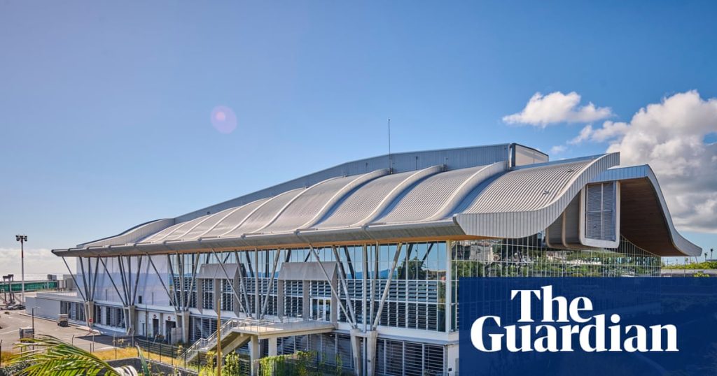 an-airport-cooled-by-natural-ventilation