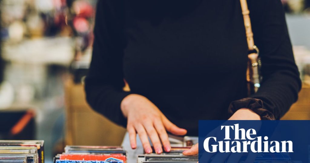 why-media-fans-want-to-escape-algorithms-with-cds,-dvds-and-vinyl