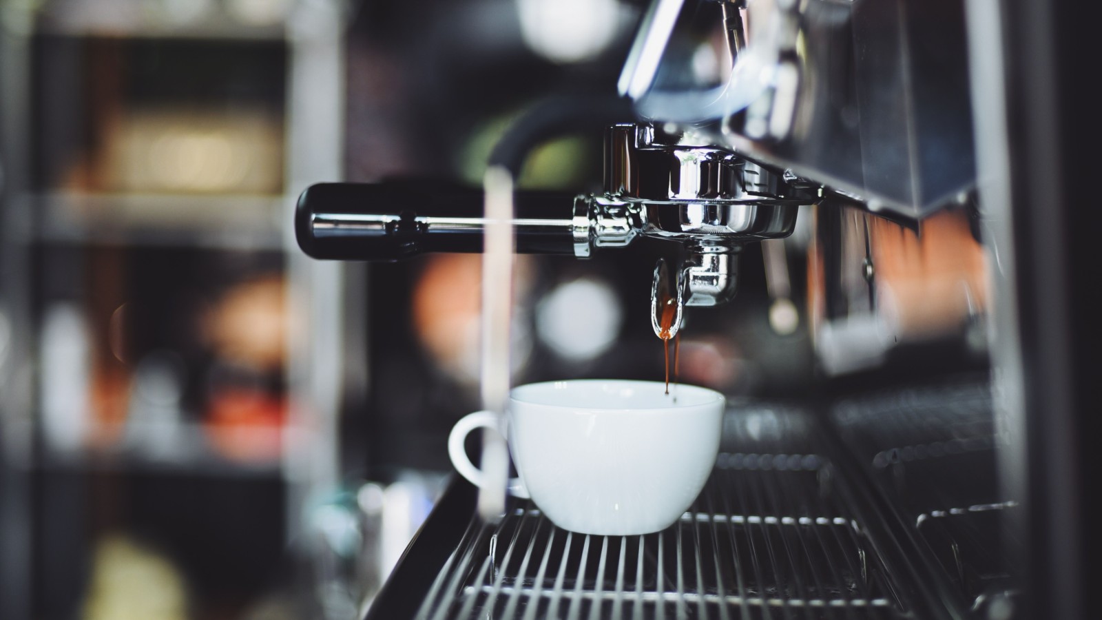 man-discovers-his-parents’-coffee-machine-used-1tb-of-data-in-10-days