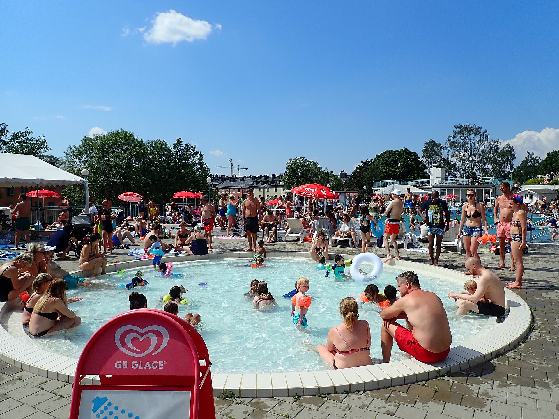 Vanadisbadet, friluftsbad i Vanadislunden