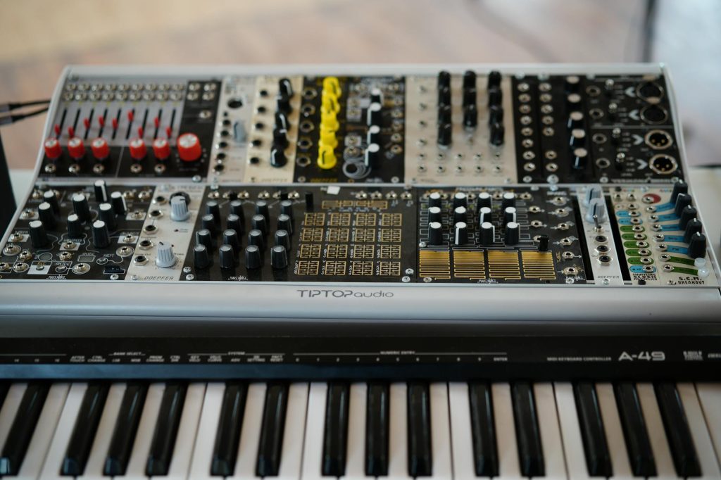 Synthesizer-utrustning