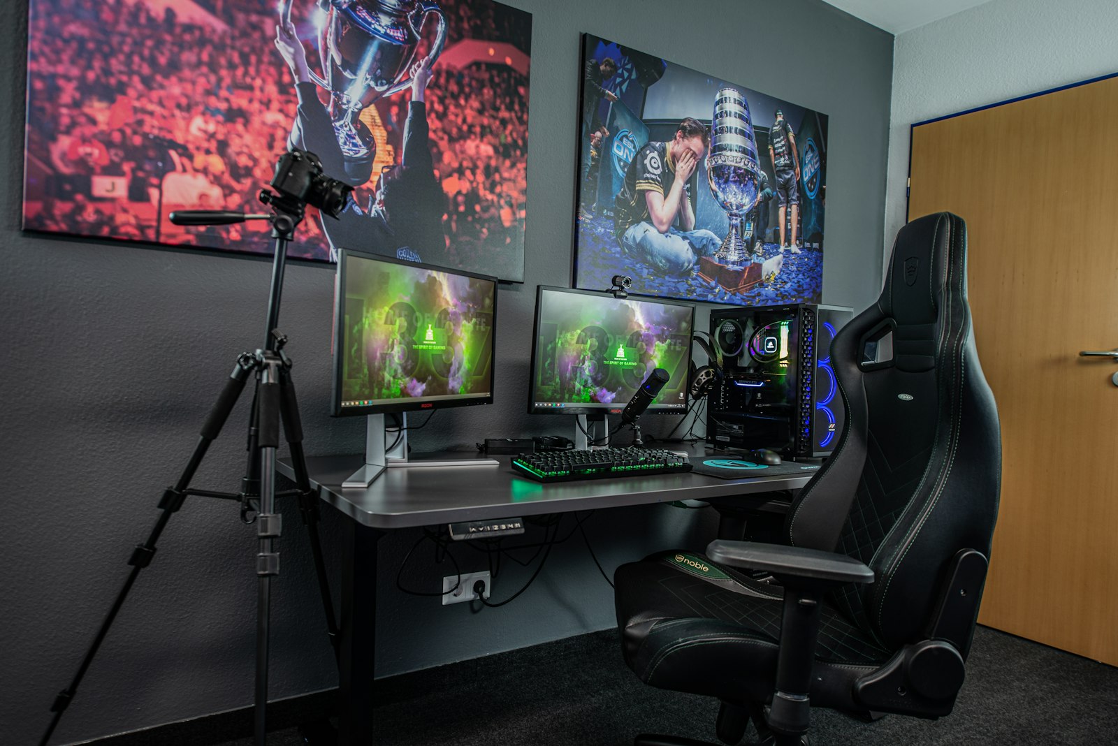 Gamingstol vid speldator